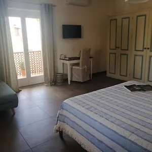 Nocleg ze śniadaniem Maison Kaina, Olbia